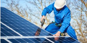 Installation Maintenance Panneaux Solaires Photovoltaïques à Censerey
